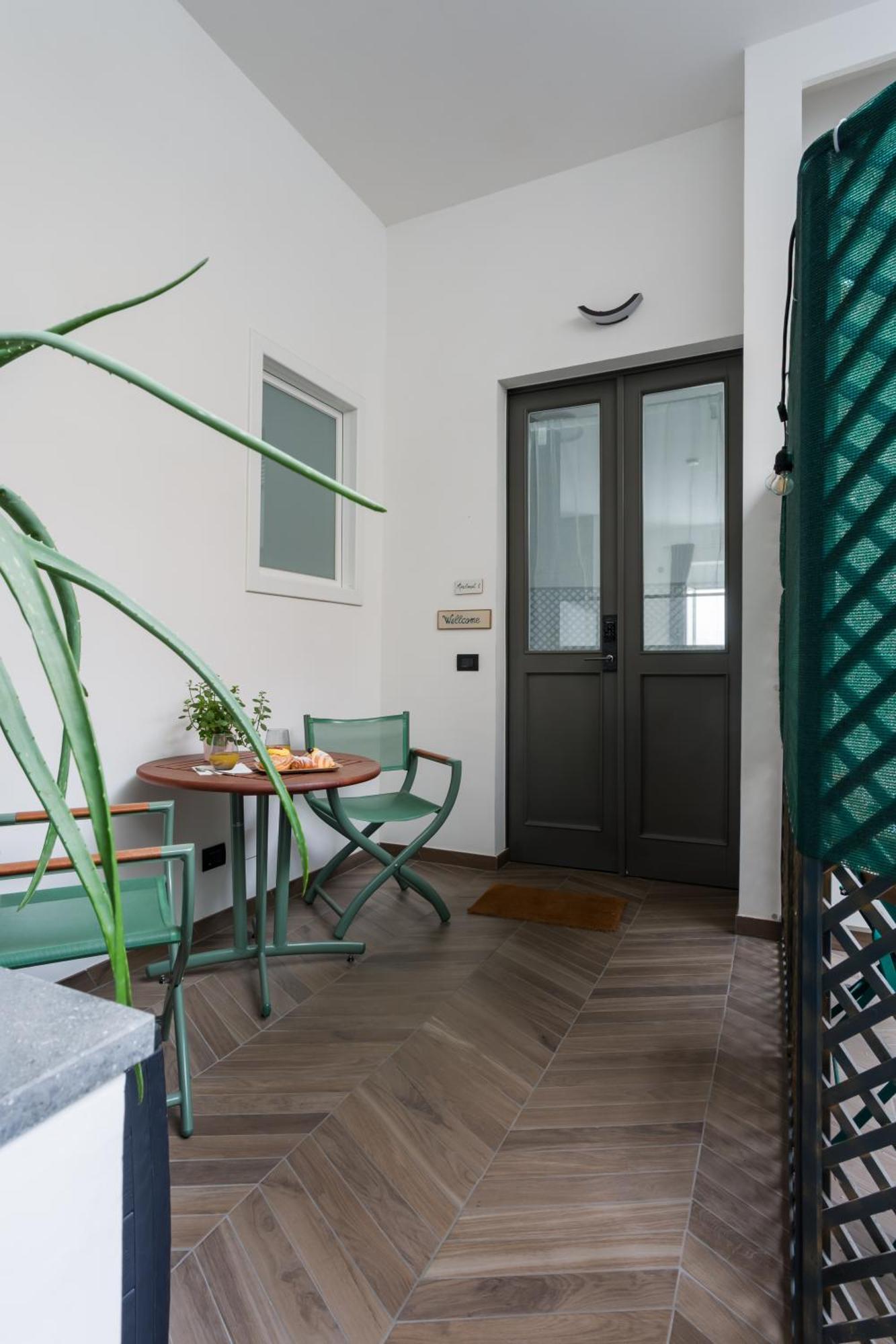 Archihouse Suites نابولي المظهر الخارجي الصورة